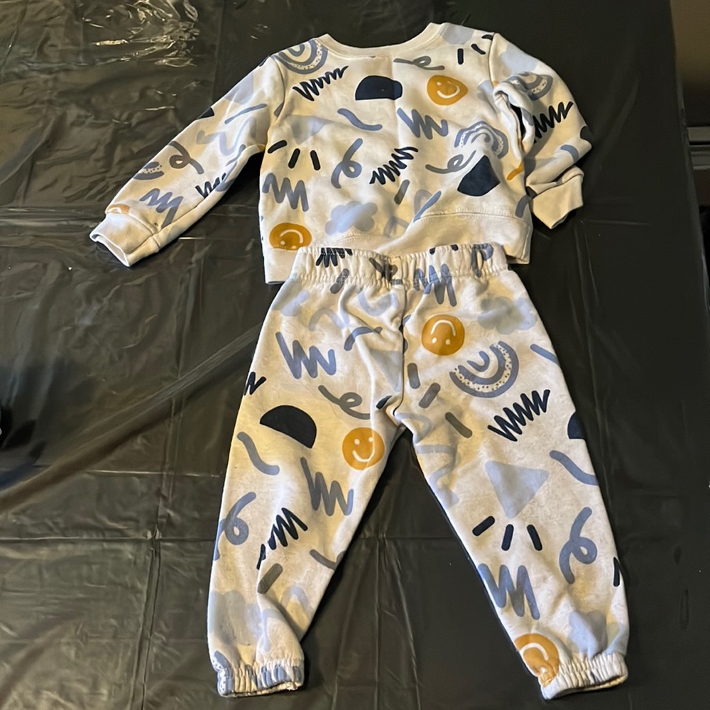 Toddler garanimals sweat outfit